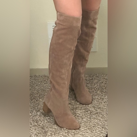 Coconuts by Matisse Tan Genuine Suede Over the Knee Heeled Boots Size 7.5 - Picture 11 of 11